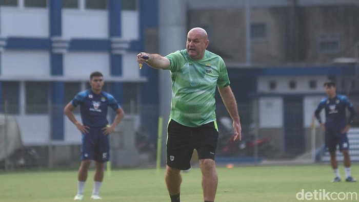 Pelatih Persib Bandung Bojan Hodak.