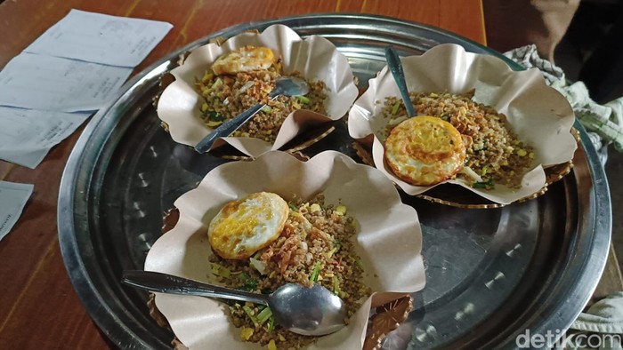 Sedap nikmat tiwul goreng di lereng Gunung Wilis