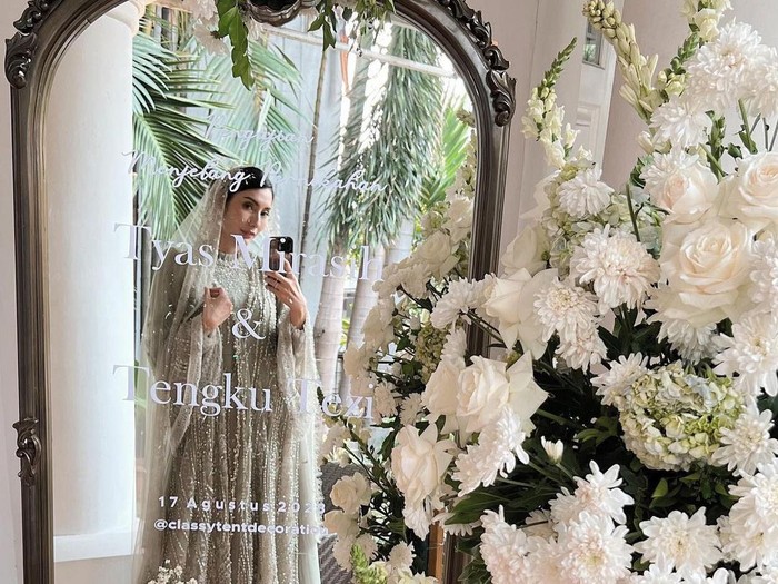 Tyas Mirasih gelar pengajian jelang nikah lagi.