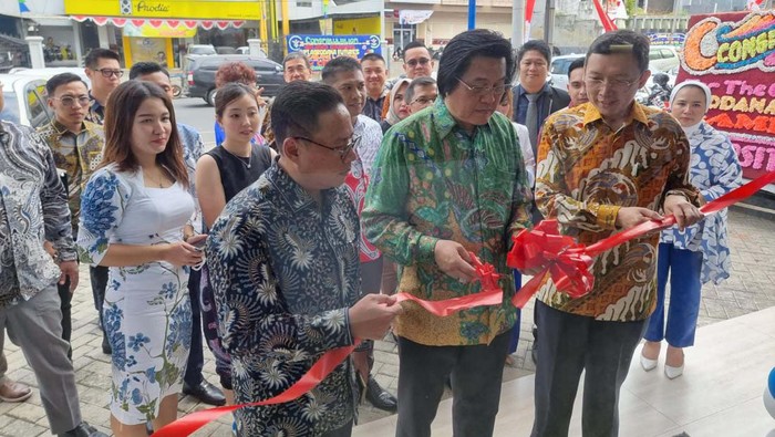 Agrodana Futures Resmikan Kantor Cabang Bandar Lampung Agrodana Futures, Pialang Berjangka meresmikan kantor cabang baru. Kantor itu berada di jalan Jendral Sudirman no 18 AB, Bandar Lampung.