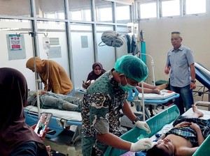Detik-detik Pikap Terguling di Bone Berujung 2 Orang Tewas-21 Lainnya Terluka