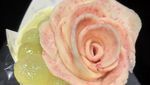 Cantik Banget! Crepe Topping Buket Buah Ini Sayang Dimakan