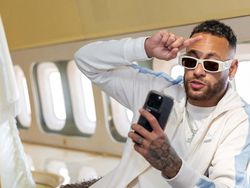 Mewahnya Pesawat Rp 7,6 T Pangeran Arab Saudi Angkut Neymar ke Riyadh