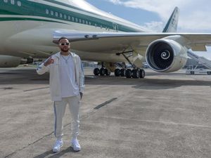 Mewahnya Pesawat Rp 7,6 T Pangeran Arab Saudi Angkut Neymar ke Riyadh
