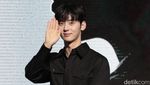 12 Foto Hwang Minhyun di Jakarta Ini Bakal Bikin Kamu Meleleh!
