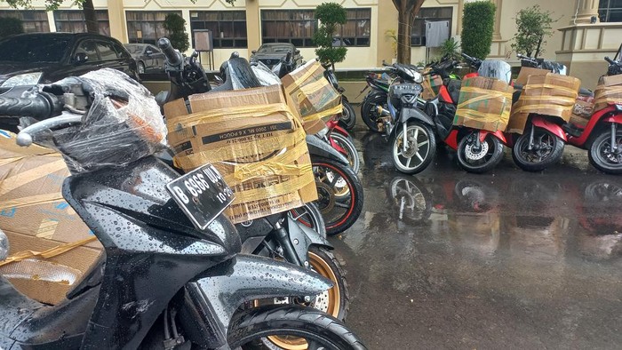 Barang bukti motor curian yang diamankan Polda Jambi. Foto: Dimas Sanjaya/detikSumbagsel