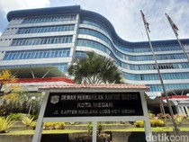 Plafon Kantor DPRD Medan Ditata Dengan Anggaran Rp 500 Juta