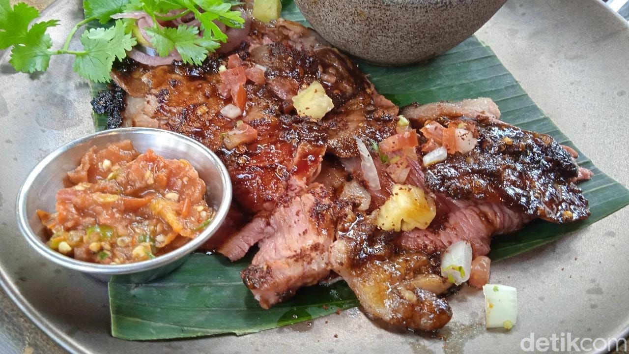 Kuliner Sigi, Ada Sate Ayam Biromaru dan Kambing Panggang Kecap Rempah