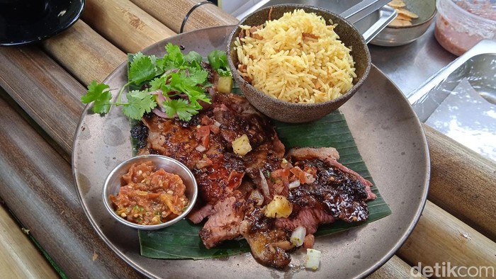 Kuliner Sigi, Ada Sate Ayam Biromaru dan Kambing Panggang Kecap Rempah