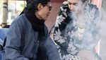 Momen Seru Nafa Urbach Saat Kulineran Kaki Lima
