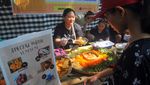 Pasar Jajanan Tradisional Ini Ada di Kebun Bambu