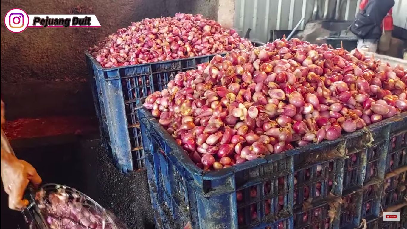 Pengusaha bawang goreng sukses