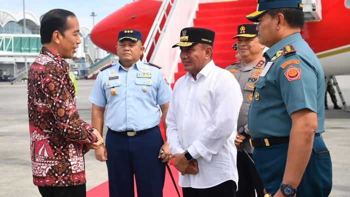 Presiden Joko Widodo bertolak ke Provinsi Sumatera Utara (Foto: Biro Pers, Media, dan Informasi Sekretariat Presiden)