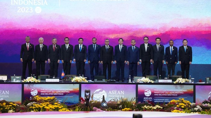 Suasana Pertemuan Menteri Ekonomi Se-ASEAN di Semarang