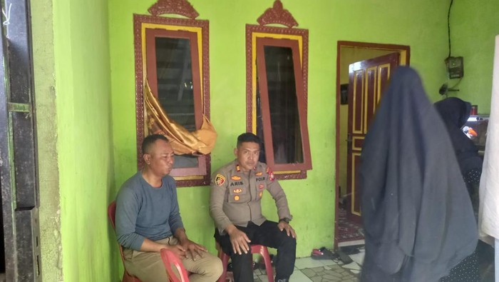 Suasana rumah duka anak tewas tenggelam di Pantai Biru, Makassar. Dokumen Istimewa