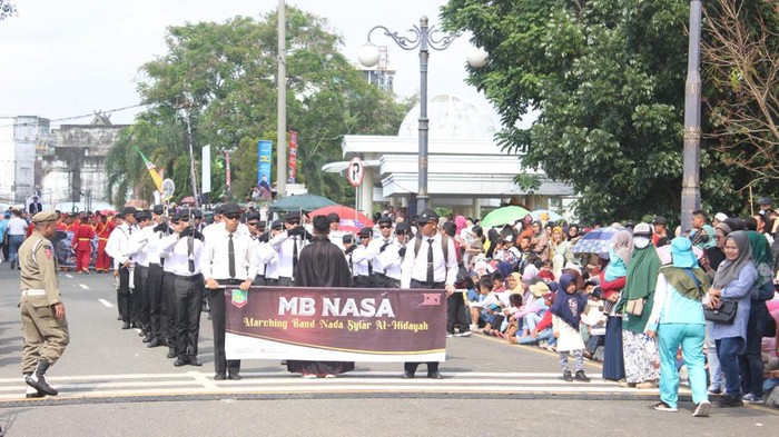 Pawai pembangunan rayakan HUT RI Ke-78. Foto : Ferdi/detikSumbagsel