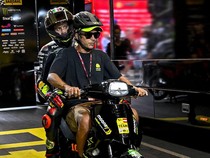 Ini Sebabnya Motor Bezzecchi Kehabisan Bensin sampai Harus Naik Ojek Rossi