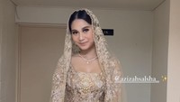 Azizah Salsha terlihat cantik dan anggun dengan balutan kebaya mewah. (Foto: dok. Instagram/@ochiipramita)