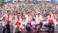 Beginilah momen ribuan WNI yang terdiri dari berbagai profesi berkumpul bersama dalam rangka Pesta Rakyat memperingati HUT ke-78 RI, di Taipei, Taiwan.