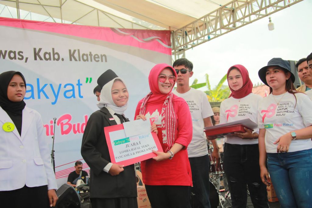 Bupati Klaten Apresiasi Pesta Rakyat Desa Tugu Tampilkan Bazar UMKM