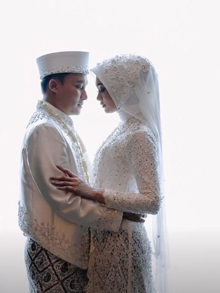 Danisa Khairiyah mantan istri Tengku Tezi sudah menikah lagi.