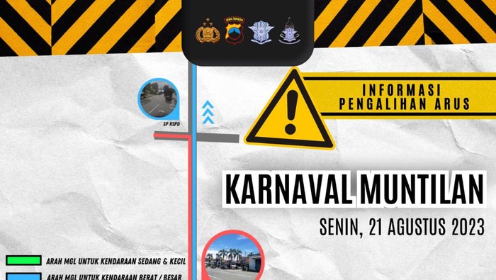 Info rekayasa arus lalu lintas saat karnaval di Jalan Pemuda, Muntilan, Magelang, pada Senin (21/8/2023).