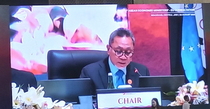 Menteri Perdagangan Zulkifli Hasan (Zulhas) memimpin pertemuan konsultasi Menteri Ekonomi Se-ASEAN-Uni Eropa (ASEAN Economic Ministers-EU Consultation) ke-19 di Semarang, Jawa Tengah, Minggu (20/8).
