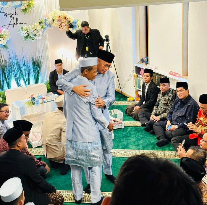 Potret Pernikahan Sederhana Putri Andre Rosiade dan PratamaΒ Arhan (Istimewa) Potret Pernikahan Sederhana Putri Andre Rosiade dan PratamaΒ Arhan (Istimewa)