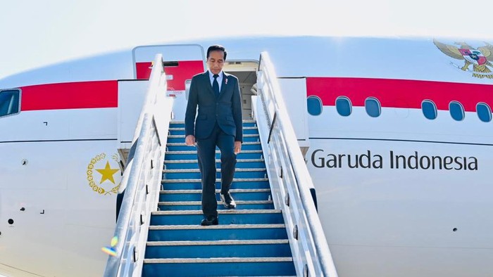 Presiden Jokowi tiba di Kenya (Laily Rachev - Biro Pers Sekretariat Presiden)