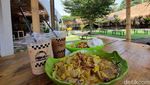 Nongkrong Estetik di Kafe ala Bali di Bekasi