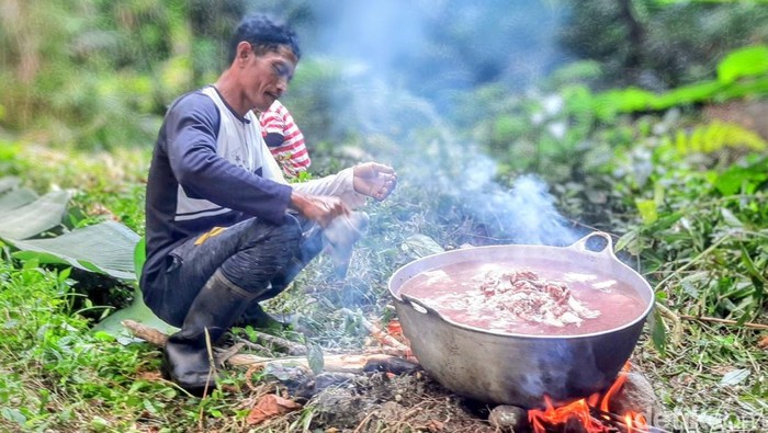 Tradisi Nyonteng Kolbuk Bondowoso