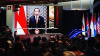Presiden Jokowi membuka secara virtual agenda AMMTC ke-17 di Labuan Bajo.