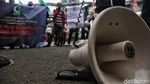 Aksi Tuntut Pembatasan Produksi Mobil dan Motor Penyumbang Polusi
