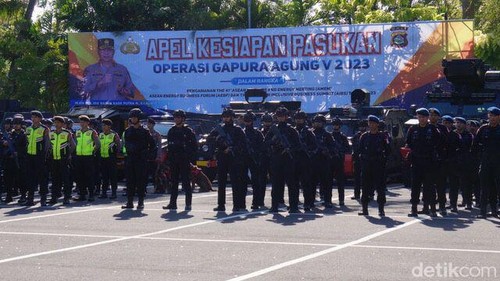 Apel kesiapan pasukan di Mapolda Bali.