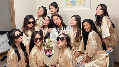 Momen Seru Azizah Putri Andre Rosiade Bareng Bestie Bridal Shower-Nikah