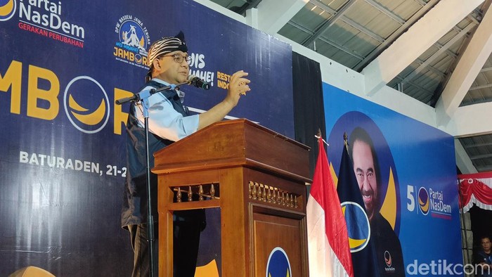 Bacapres Anies Baswedan menghadiri Jambore DPW Partai Nasdem Jateng di Bumi Perkemahan Baturaden, Kabupaten Banyumas, Senin (21/8/2023) malam.