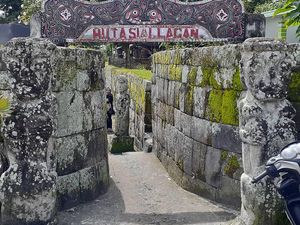 Batu Kursi Persidangan, Tempat Hukuman Mati di Huta Siallagan Samosir