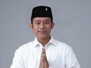 Kata Ibu saat Denny Cagur Belikan Rumah: Mama Kira Akan Mati di Kontrakan