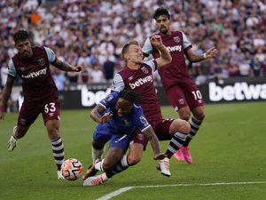 James Ward-Prowse: Debut Manis di West Ham, Hancurkan Chelsea