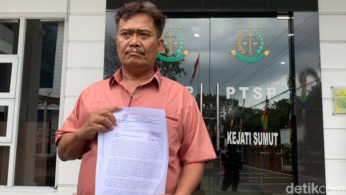 Jaringan Masyarakat Anti Korupsi (Jamak) meminta Kejati Sumut tindaklanjuti dugaan keterlibatan Ketua PDIP Sumut dalam korupsi dana COVID-19. (Raja Malo Sinaga/detikSumut).