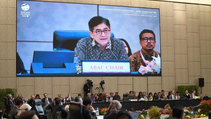 Ketua ASEAN Business Advisory Council (ASEAN-BAC) Arsjad Rasjid