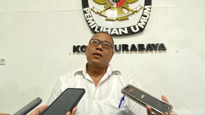 Komisioner KPU Surabaya Divisi Teknis Penyelenggaraan Soeprayitno