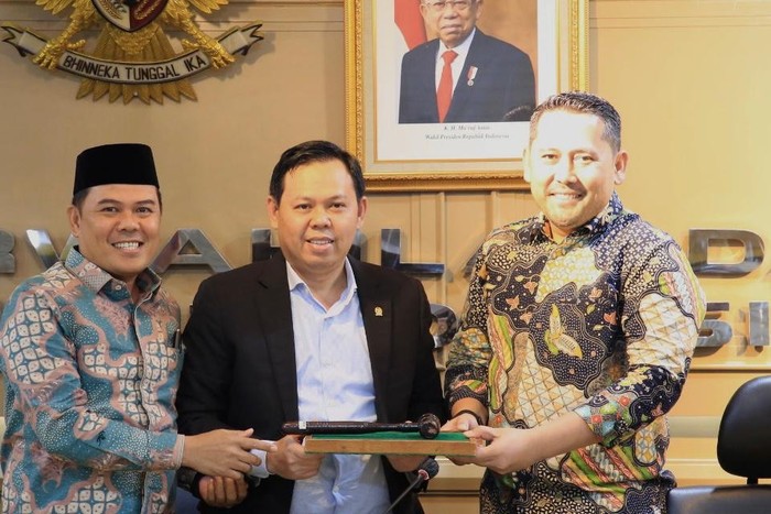 M Syukur