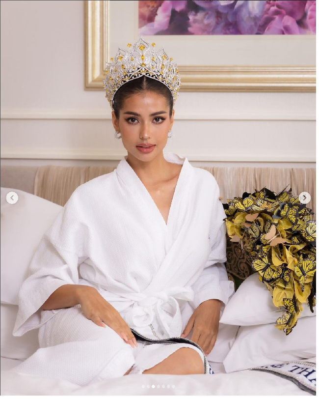 Anntonia Porsild lahir pada 2 November 1996. Anntonia yang kini berusia 26 tahun menempuh pendidikan public relations dan advertising di Universitas Stamford International, Bangkok. Foto: Dok. Instagram porxild, missuniverse.in.th