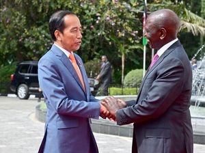 Momen Hangat Jokowi Bertemu Presiden Kenya