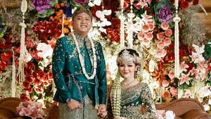 8 Potret Glamor Ngunduh Mantu Denny Caknan, Bella Bonita Pingsan Usai Acara