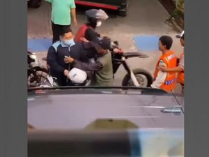Salah Paham Berujung Tukang Parkir Digampar Sosok Bercelana Loreng
