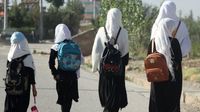 Ratusan Perempuan Afghanistan Kabur Demi Lanjutkan Pendidikan