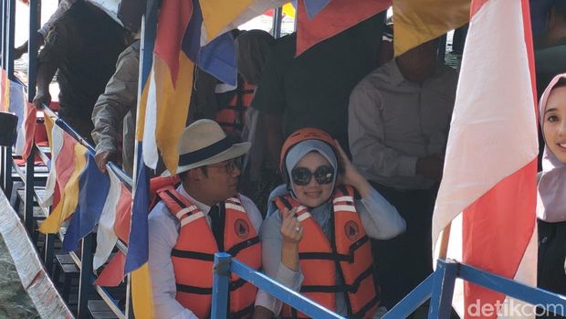 Ridwan Kamil meresmikan Situ Bagendit.