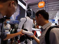 Robot-robot Mirip Manusia Unjuk Kemampuan di WRC 2023 Beijing
